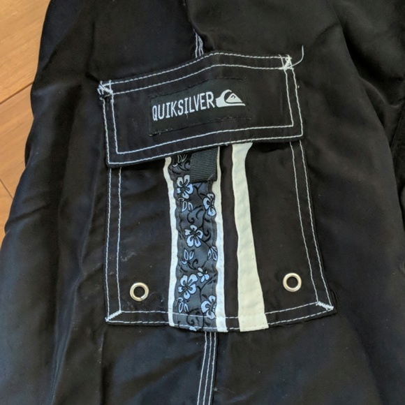 Vintage 90's Quicksilver board shorts - Picture 2 of 4